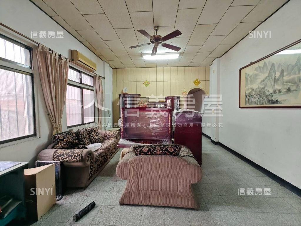 近火車站商圈透天房屋室內格局與周邊環境