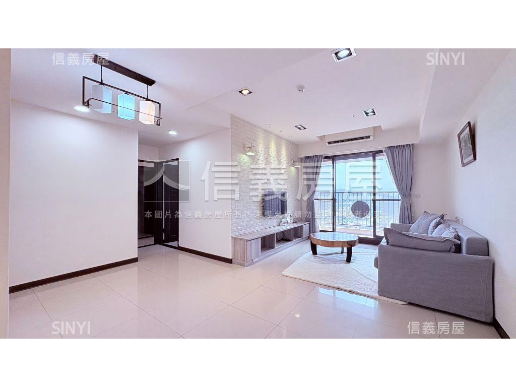 世紀城次頂樓朝東南三房房屋室內格局與周邊環境