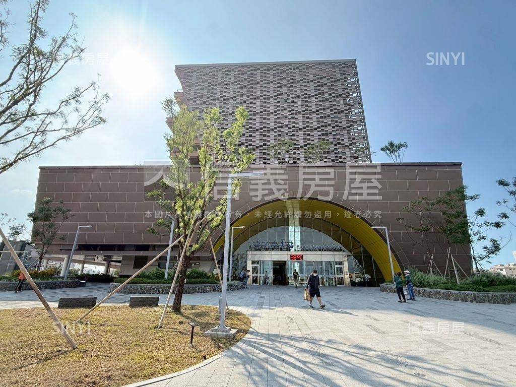 鳳山車站大地坪金店面房屋室內格局與周邊環境