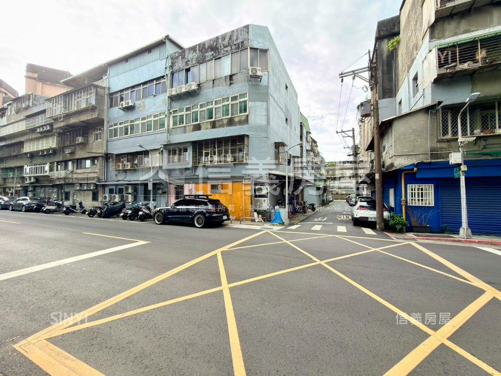 東湖沙金河Ｘ臻藏熟成紅利房屋室內格局與周邊環境