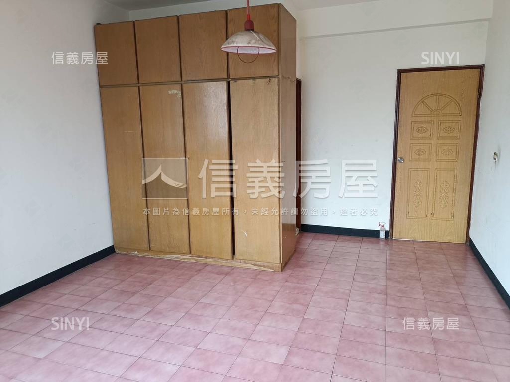 臨１２米路塩信街方正廠房房屋室內格局與周邊環境