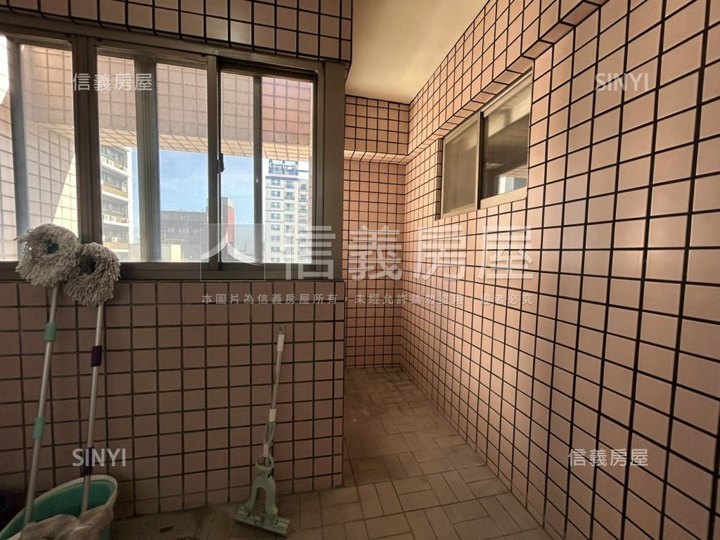 港埕藏富大坪美宅房屋室內格局與周邊環境