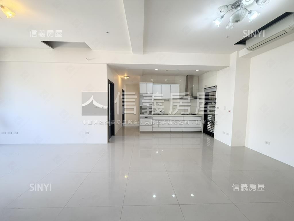 坤山㊝水漾層峰寓所房屋室內格局與周邊環境