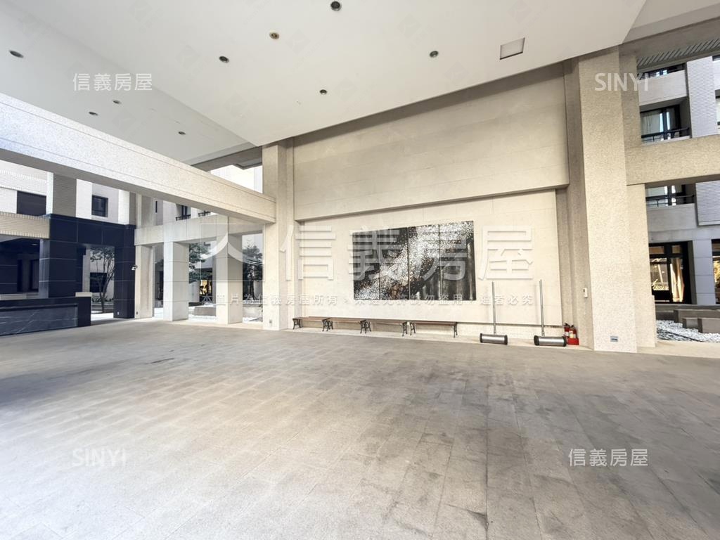 坤山㊝水漾層峰寓所房屋室內格局與周邊環境