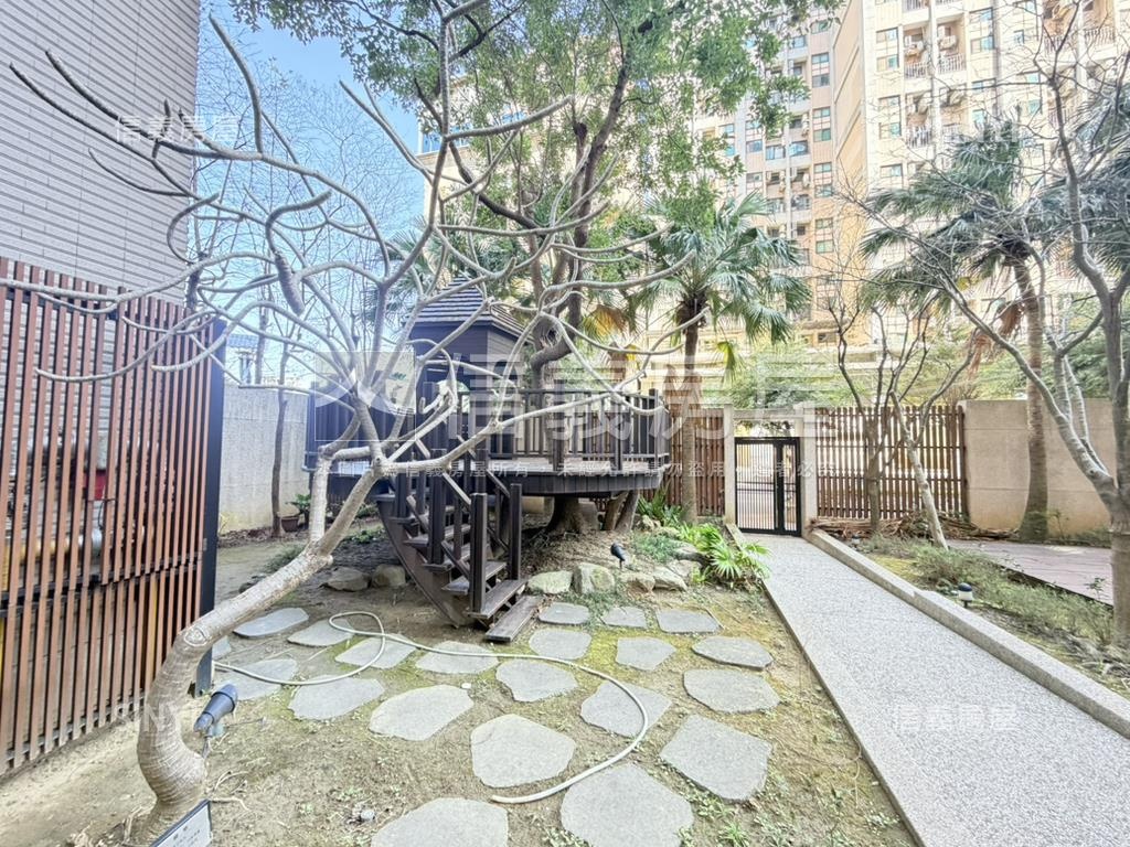 坤山㊝水漾層峰寓所房屋室內格局與周邊環境