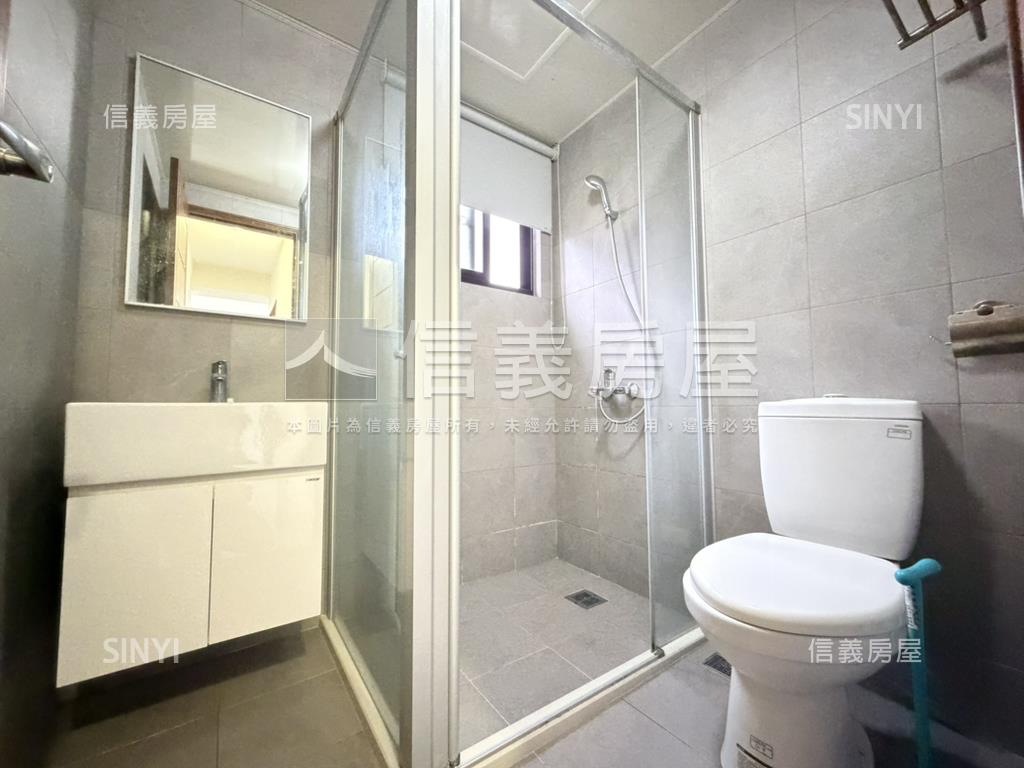 新市Ａ平方景觀大兩房平車房屋室內格局與周邊環境