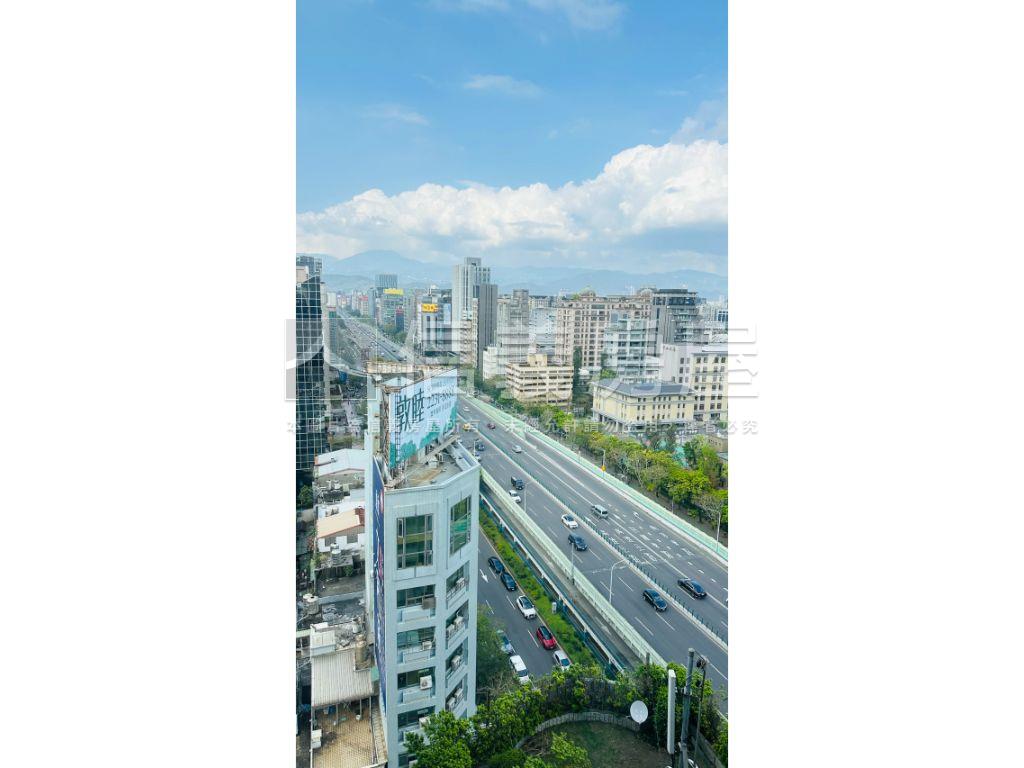 藏美寓１０樓Ａ５房屋室內格局與周邊環境