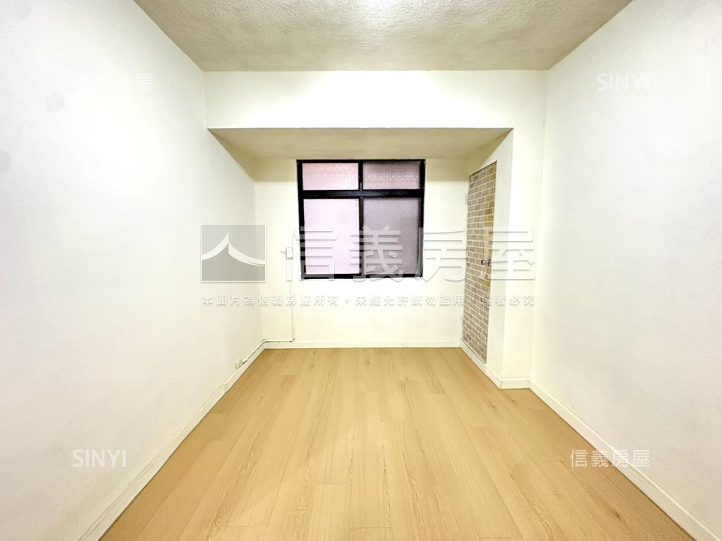 ☆三民公園邊間精美二樓房屋室內格局與周邊環境