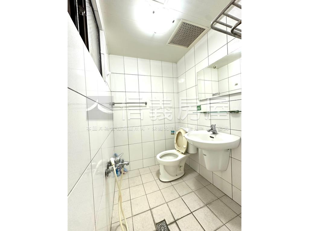 ☆三民公園邊間精美二樓房屋室內格局與周邊環境