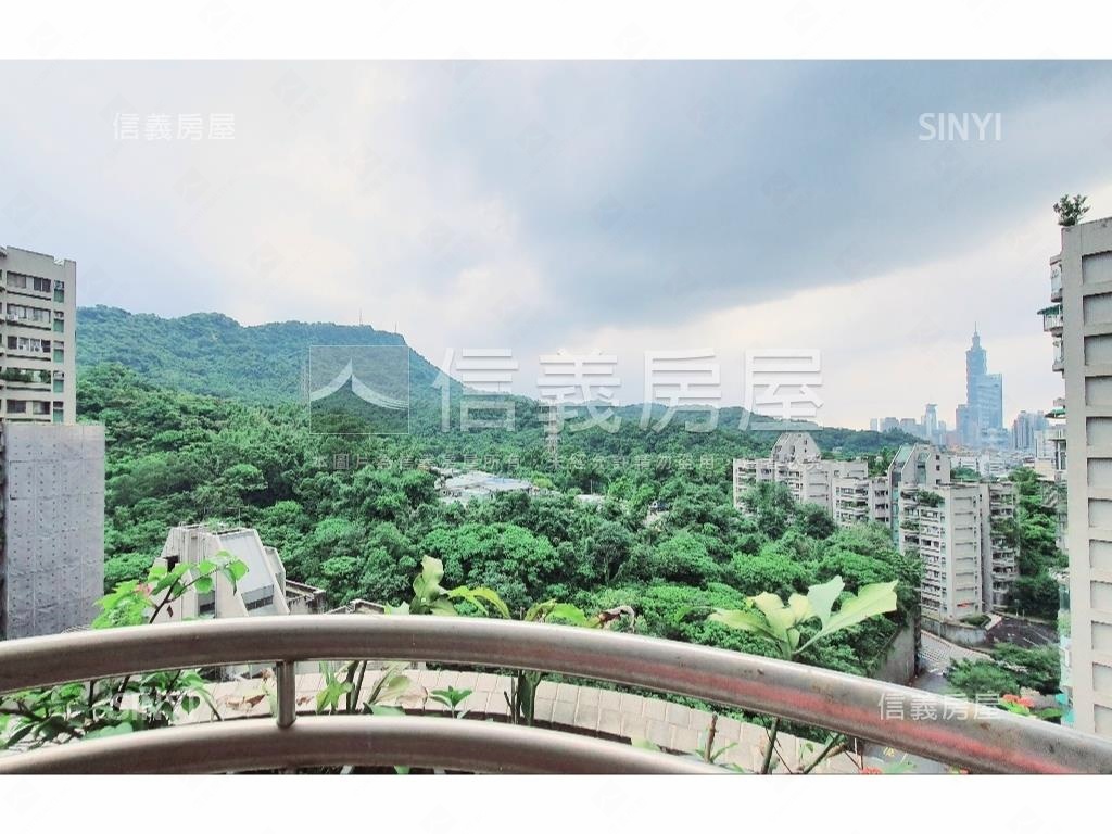 南港花園高樓１０１山景居房屋室內格局與周邊環境