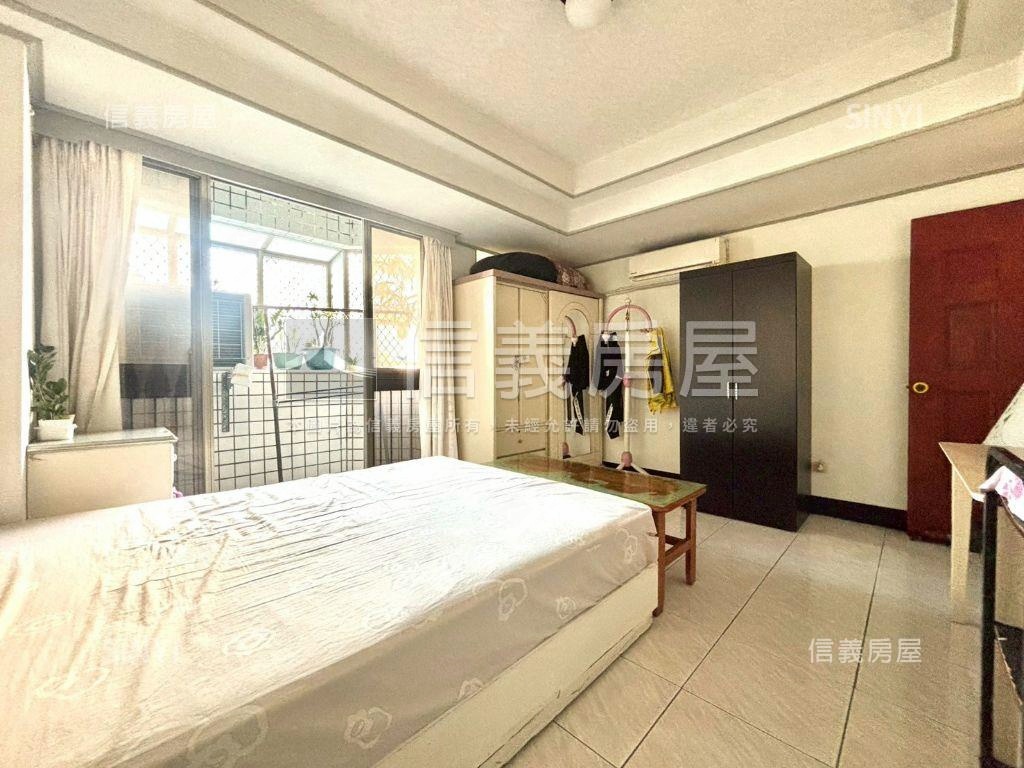 少釋出屋況好｜三房有車位房屋室內格局與周邊環境