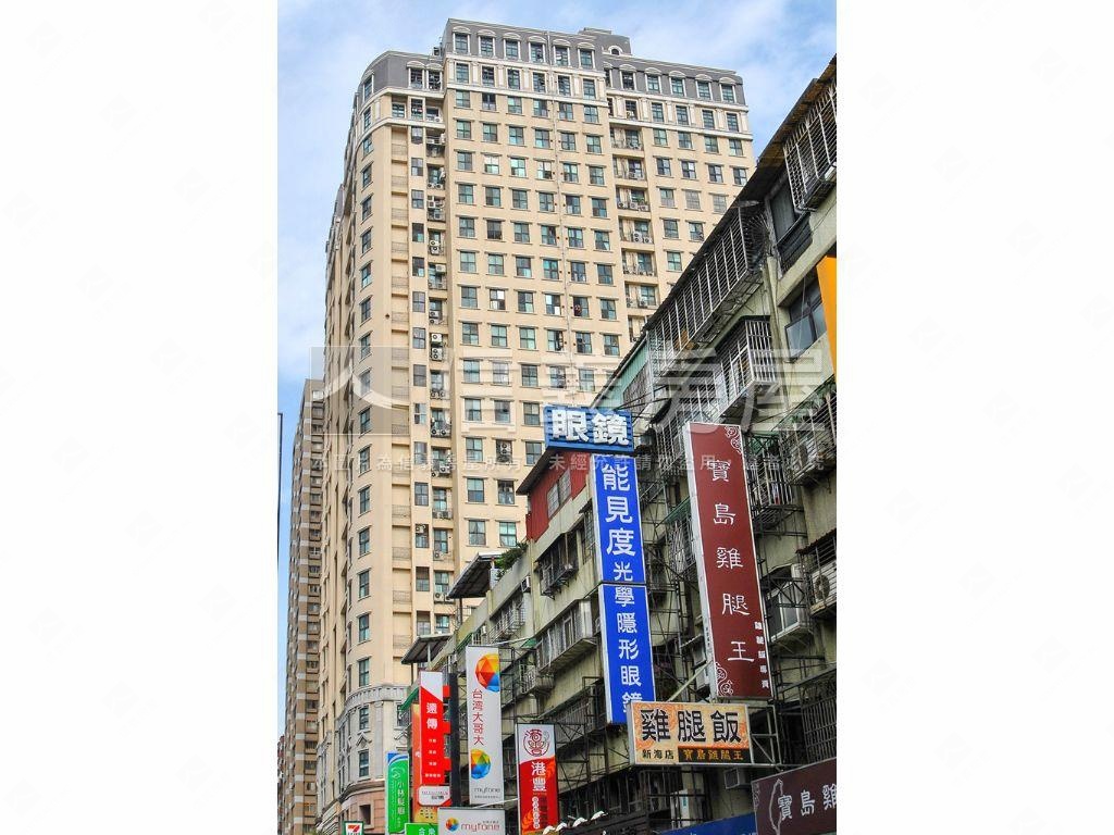 非常歐洲車位誠意出售房屋室內格局與周邊環境