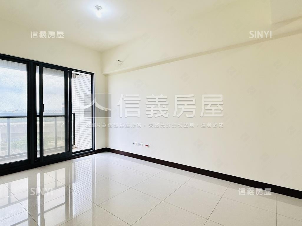 近高鐵全新未住過大三房房屋室內格局與周邊環境