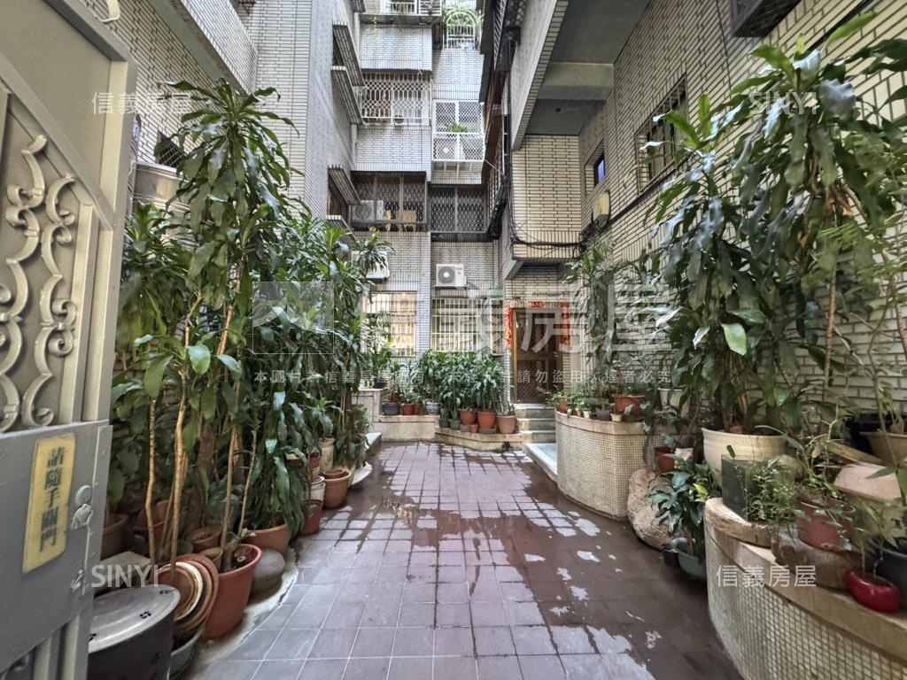 五期生活圈二樓美寓房屋室內格局與周邊環境