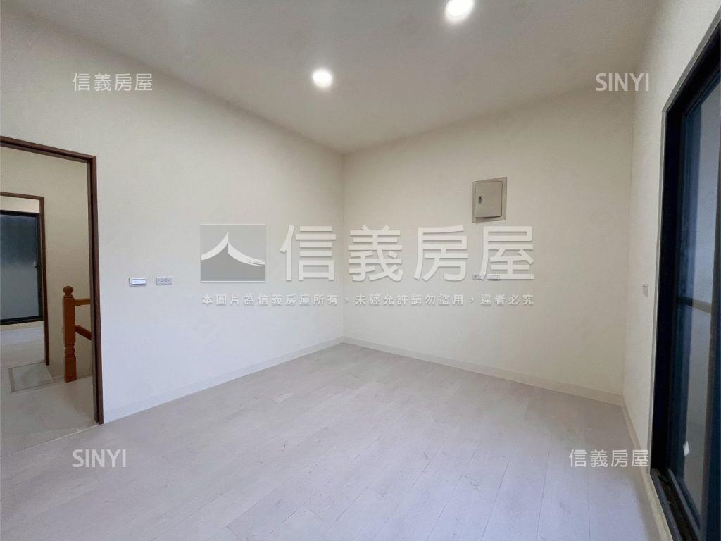 新春特賣＊美入住車庫透天房屋室內格局與周邊環境