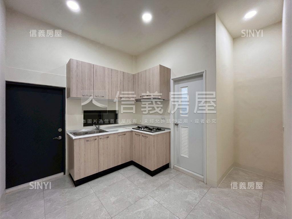 新春特賣＊美入住車庫透天房屋室內格局與周邊環境