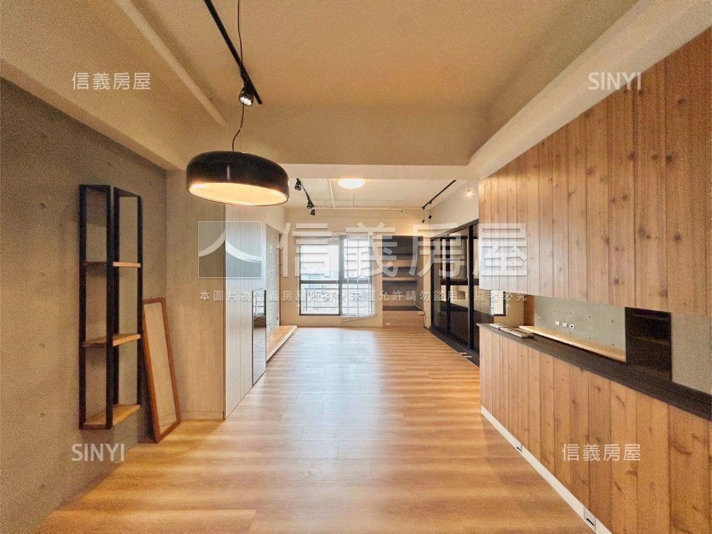 清水模木質四房無棟距視野房屋室內格局與周邊環境