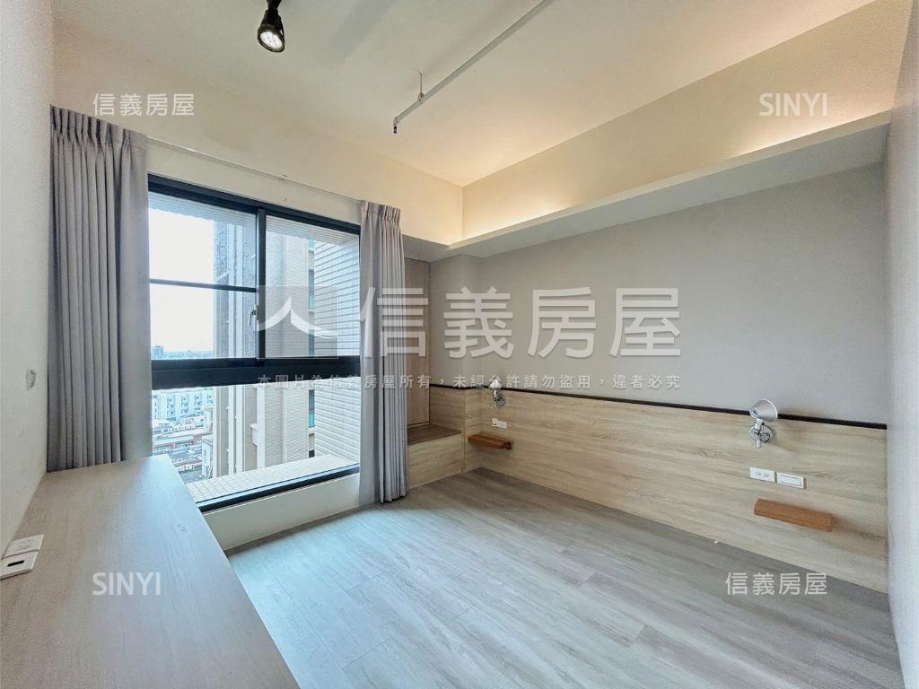 清水模木質四房無棟距視野房屋室內格局與周邊環境