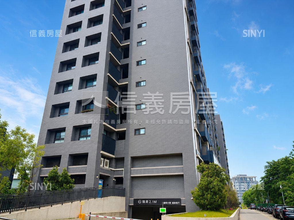 春日城三房高樓面公園房屋室內格局與周邊環境