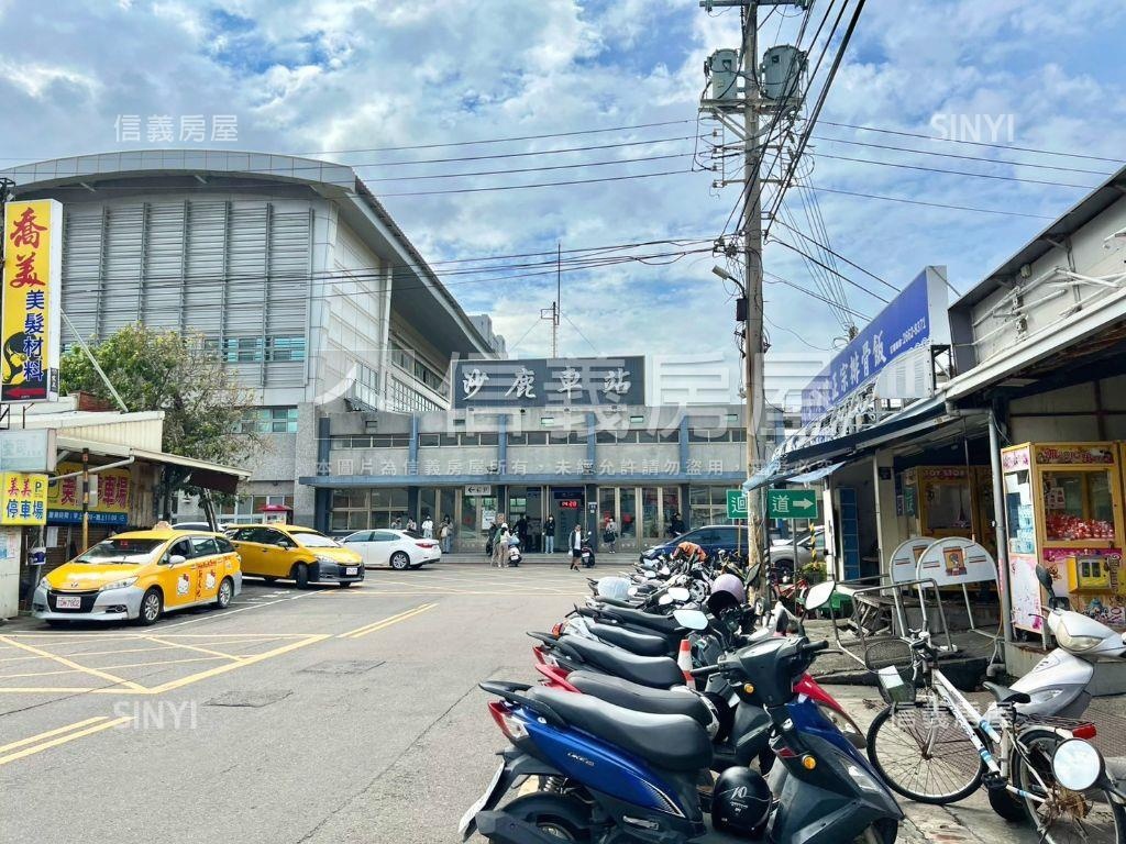 鴻豫境邊間兩房平車位房屋室內格局與周邊環境