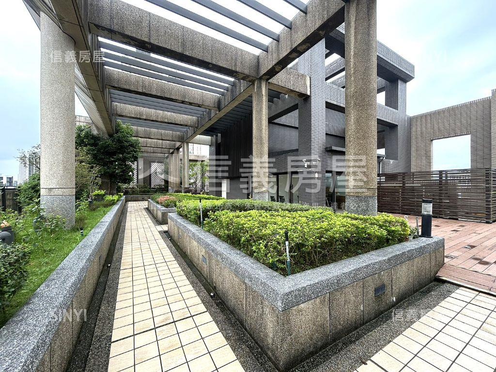 雙捷金鑽－後棟安靜小資套房屋室內格局與周邊環境