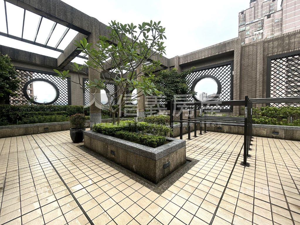 雙捷金鑽－後棟安靜小資套房屋室內格局與周邊環境