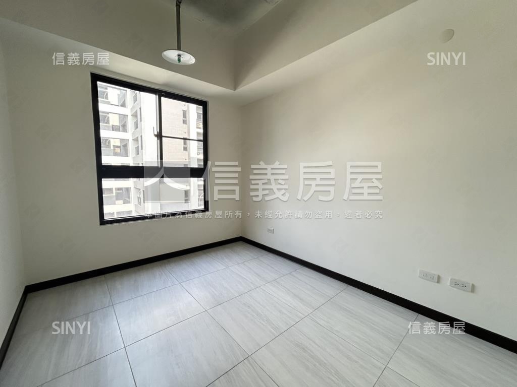 商六十良勳高樓景觀美宅房屋室內格局與周邊環境