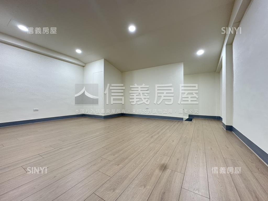 大里軟體園區旁臨路透天房屋室內格局與周邊環境