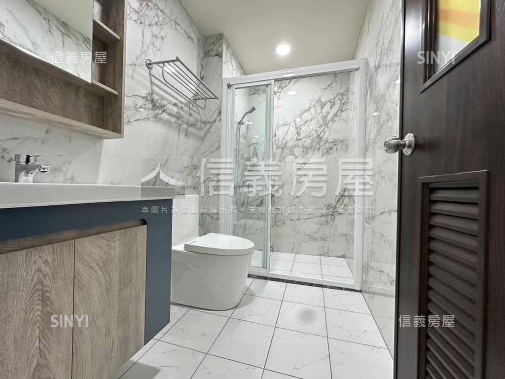 大里軟體園區旁臨路透天房屋室內格局與周邊環境