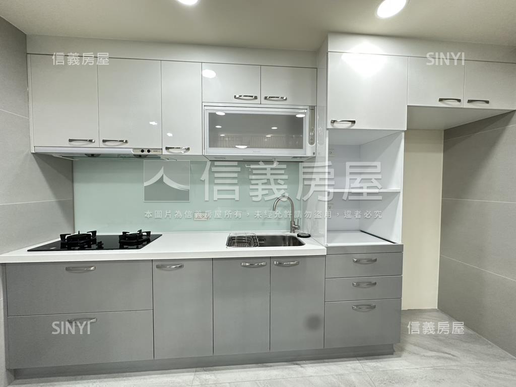 大里軟體園區旁臨路透天房屋室內格局與周邊環境