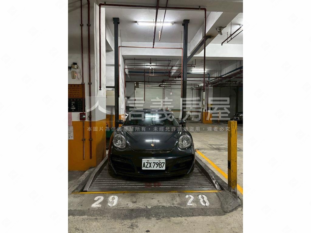 愛河戀景觀採光三房車位房屋室內格局與周邊環境