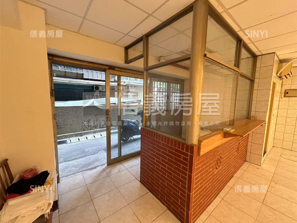 國光一樓店面住家房屋室內格局與周邊環境