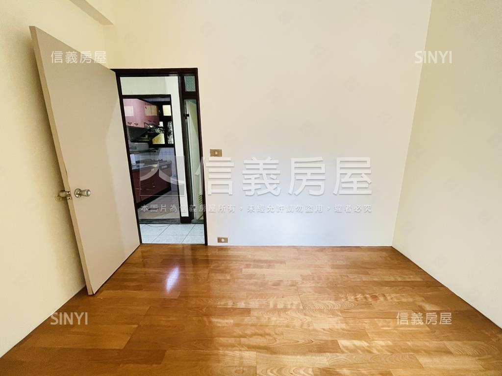 邊間大三房戀戀美宅房屋室內格局與周邊環境