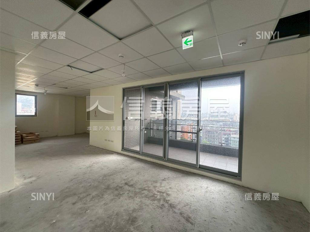士林大南路辦公１２樓房屋室內格局與周邊環境