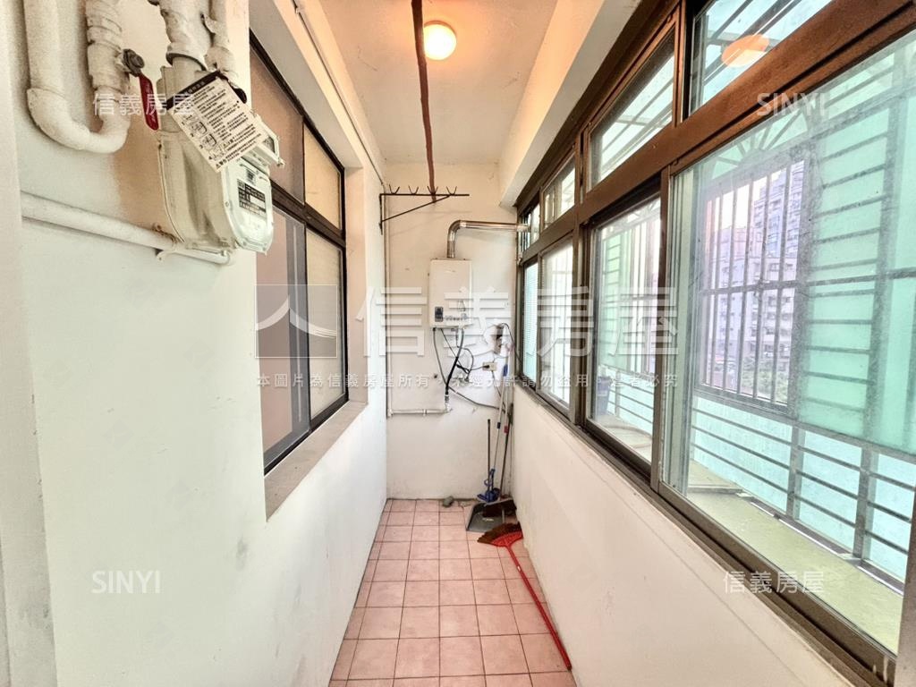 優質便利公寓Ｋ６輕軌旁房屋室內格局與周邊環境