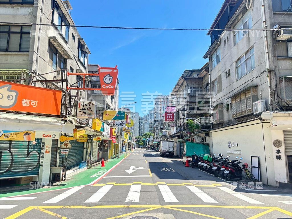 小巨蛋旁熱鬧黃金店面房屋室內格局與周邊環境