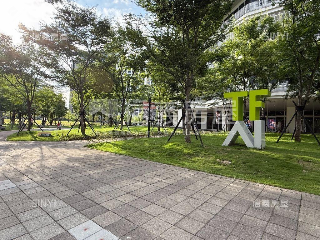 好約ＡＭＡＸ高樓平面車位房屋室內格局與周邊環境