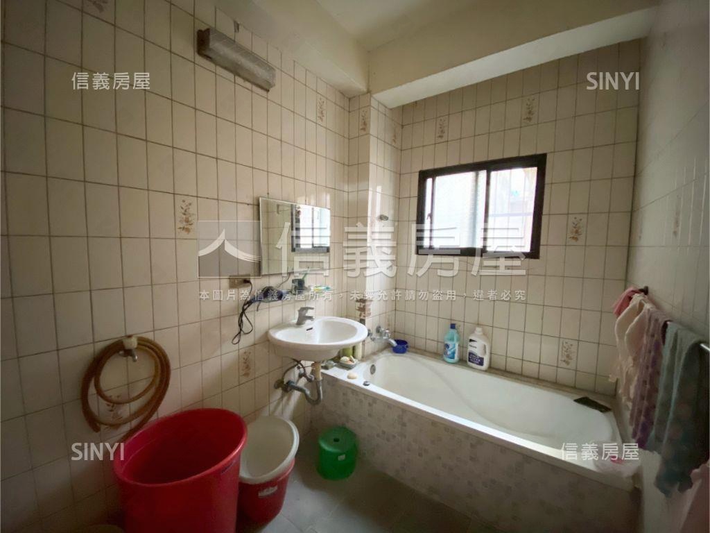 食品路傳家臨路透店房屋室內格局與周邊環境