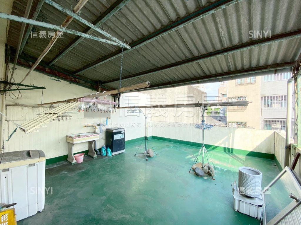 食品路傳家臨路透店房屋室內格局與周邊環境