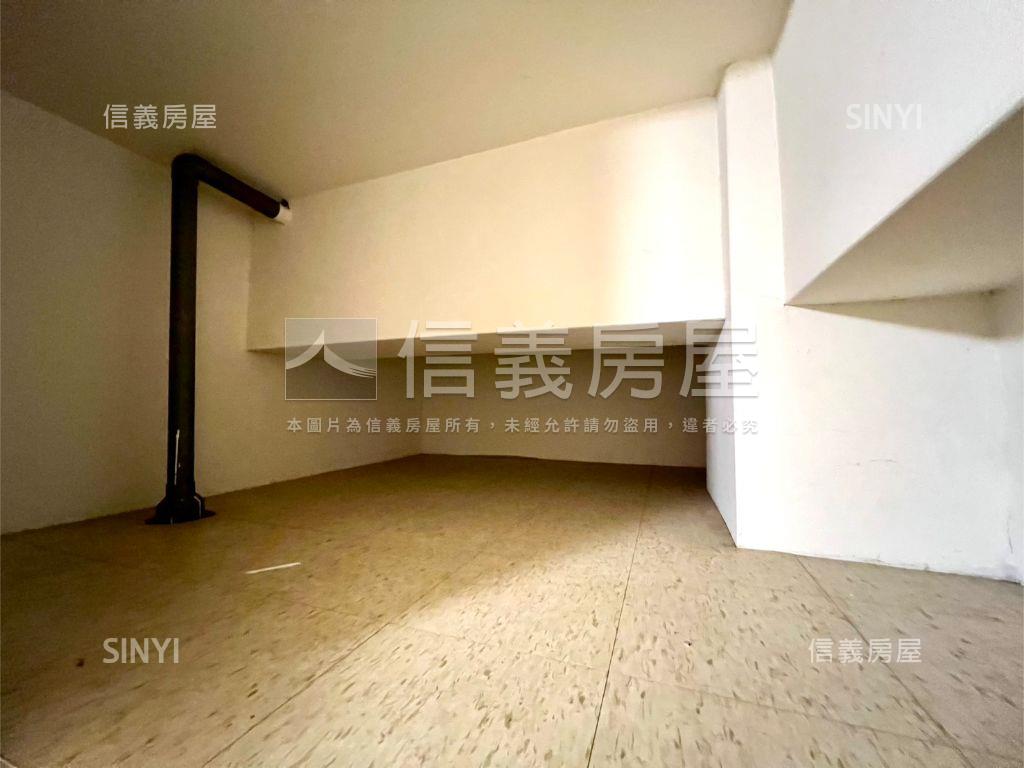 近台元科技雅筑高樓有車位房屋室內格局與周邊環境