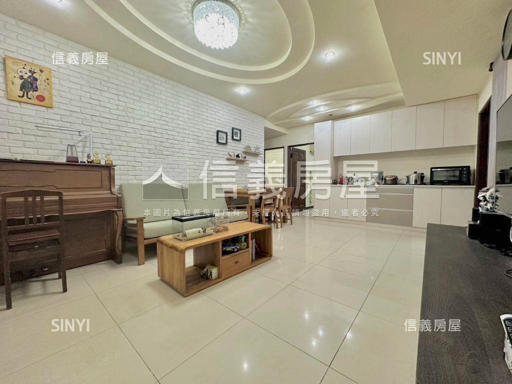 稀有釋出文化溱邸房屋室內格局與周邊環境