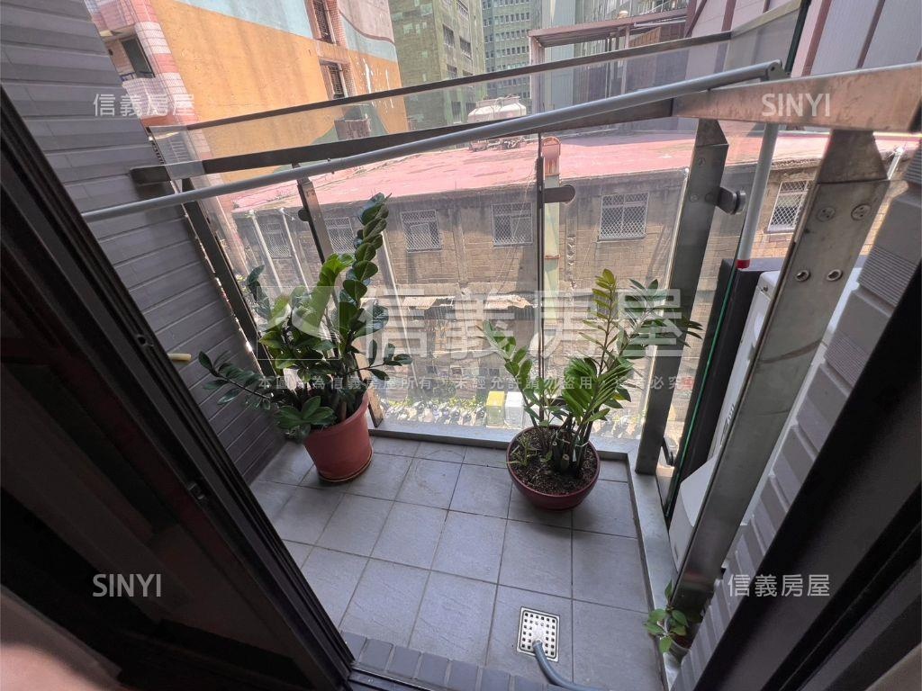 民權西路站水美璞麗邊間房屋室內格局與周邊環境