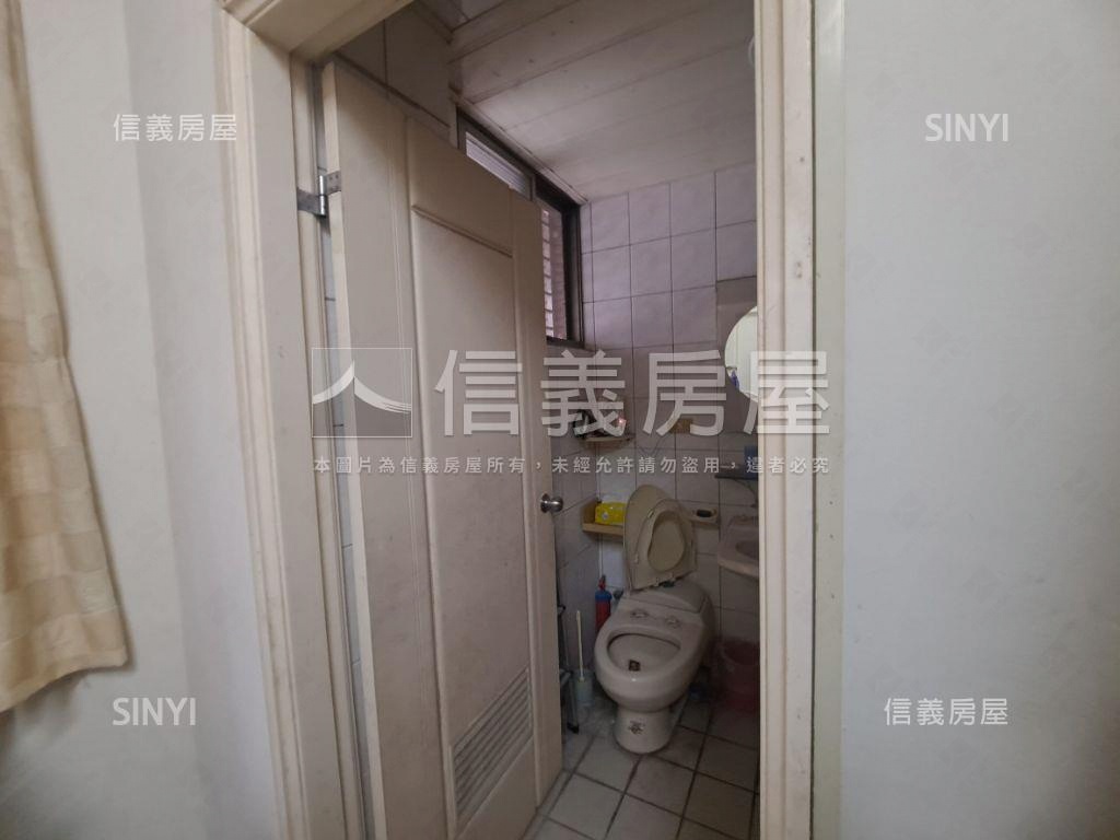 龜山後街商圈核心金店面房屋室內格局與周邊環境