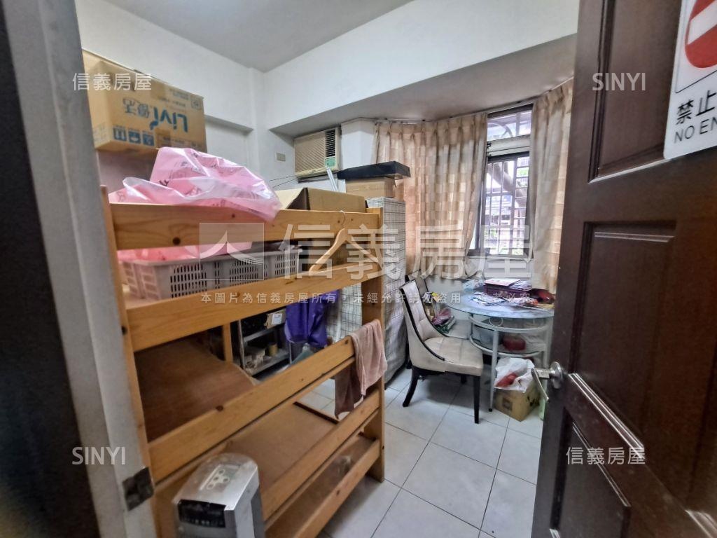 龜山後街商圈核心金店面房屋室內格局與周邊環境