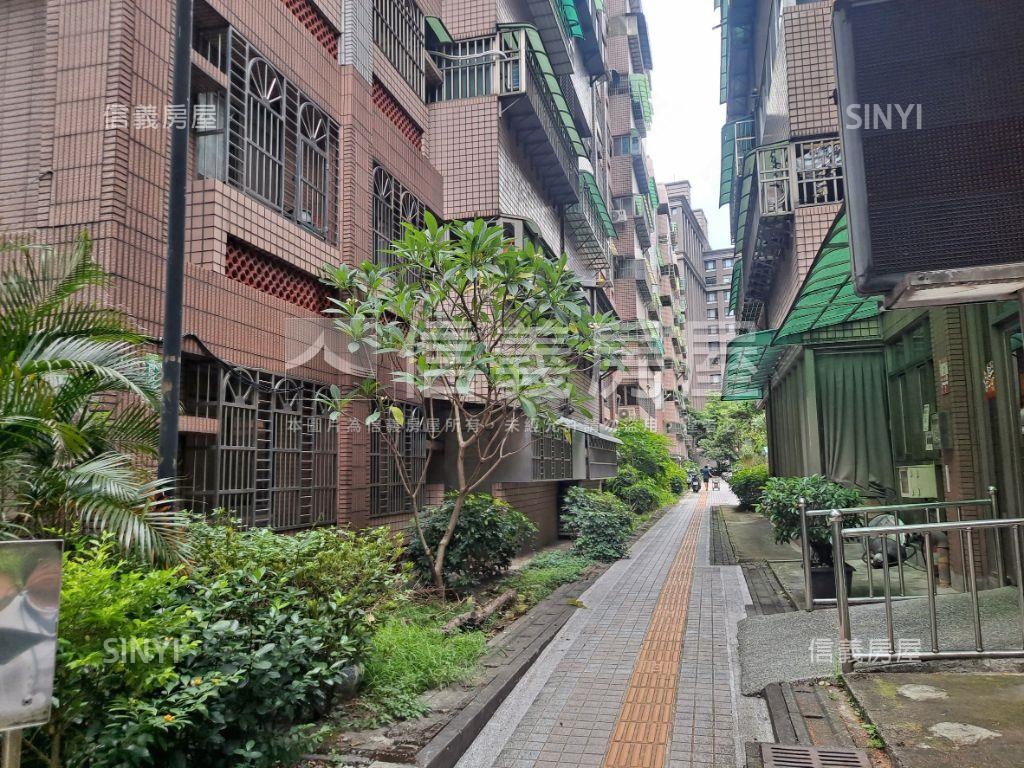 龜山後街商圈核心金店面房屋室內格局與周邊環境