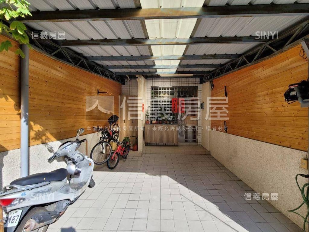 漢口商圈門前停車透天房屋室內格局與周邊環境