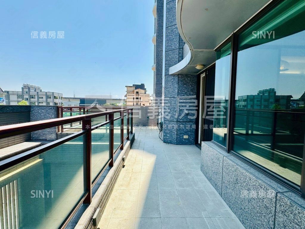 富堡晶棧２房車位露台美屋房屋室內格局與周邊環境