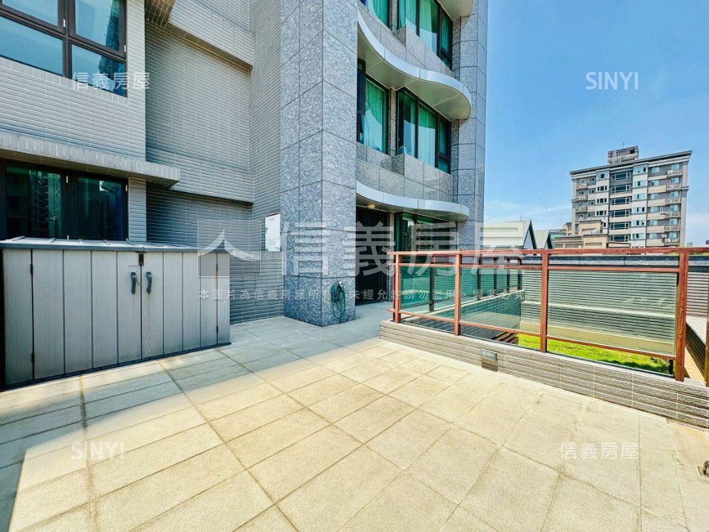 富堡晶棧２房車位露台美屋房屋室內格局與周邊環境