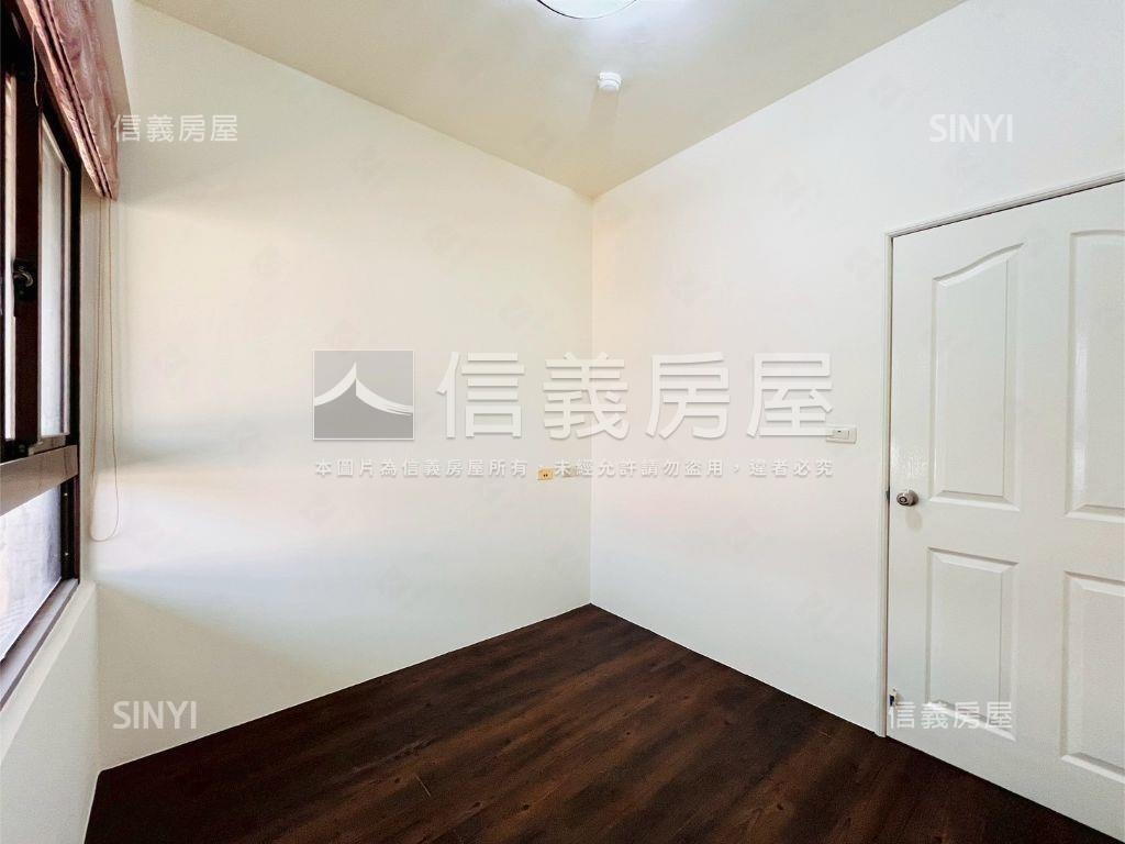 高醫建工屋況美的三房車位房屋室內格局與周邊環境