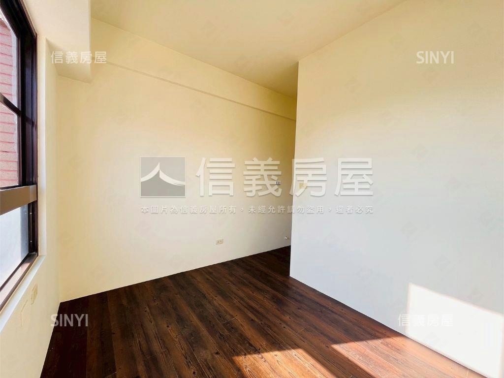 高醫建工屋況美的三房車位房屋室內格局與周邊環境